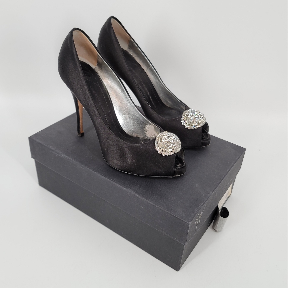 Giuseppe Zanotti Black Satin Evening Shoe Plato Sandal Size 38.5